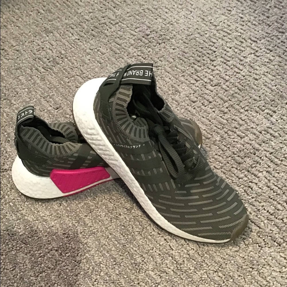 Hunter green Adidas NMD size 7.5!